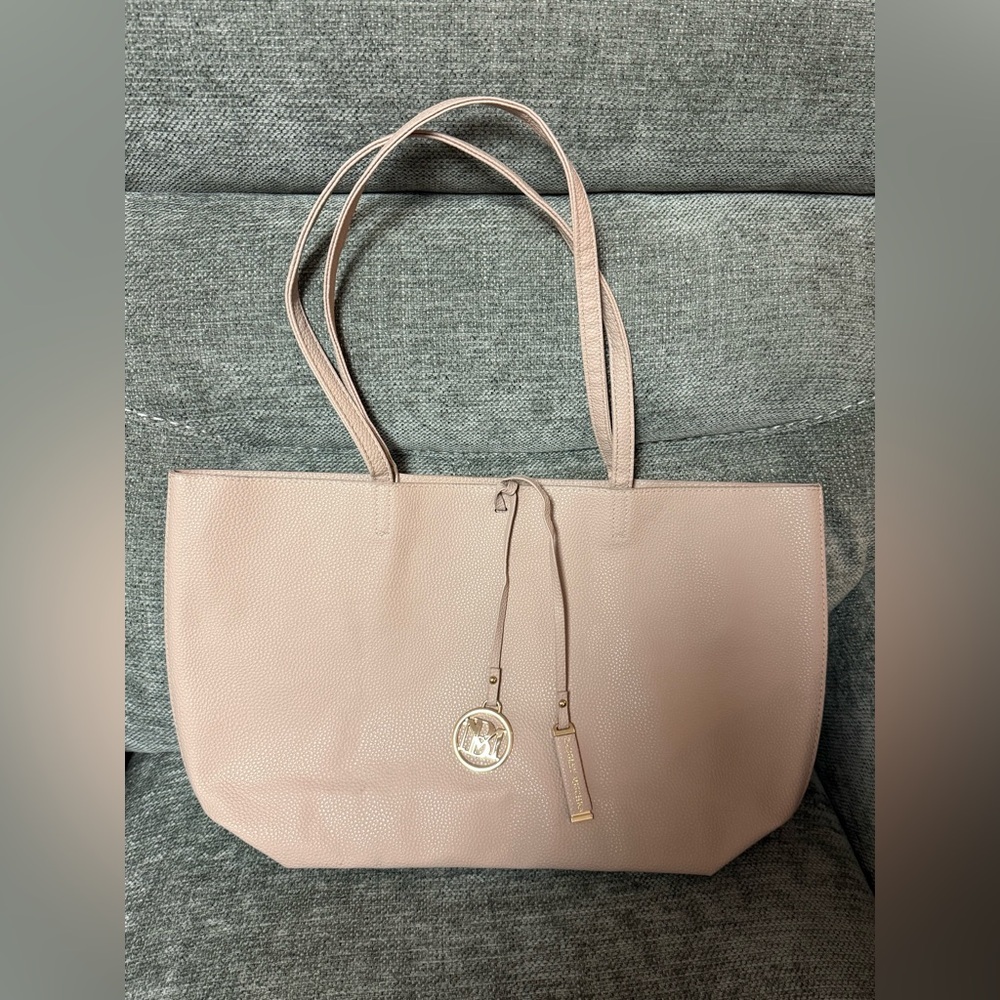 Badgley Mischka Pebbled Leather Tote – Beige Large Shoulder Bag